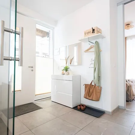 Residenz - Nebelgruss - Seeterrasse - Sauna - Parkplatz