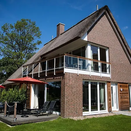 Residenz - Nebelgruss - Seeterrasse - Sauna - Parkplatz